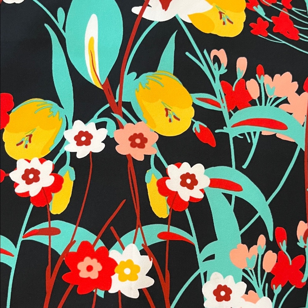 Mod Floral Scuba Sheath Dress - Picture 11 of 13